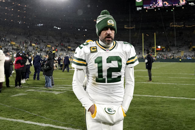 NFL: Packers, Rodgers rally past Cowboys, 31-28, in Lambeau Field