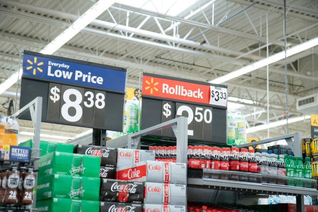 The Best Time to Shop at Walmart, According to Experts