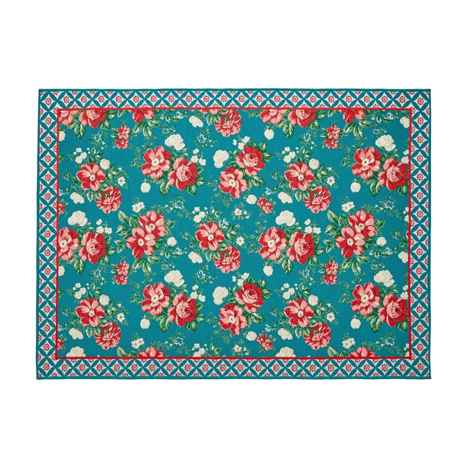 The Pioneer Woman 5' x 7' Red Vintage Floral Outdoor Rug