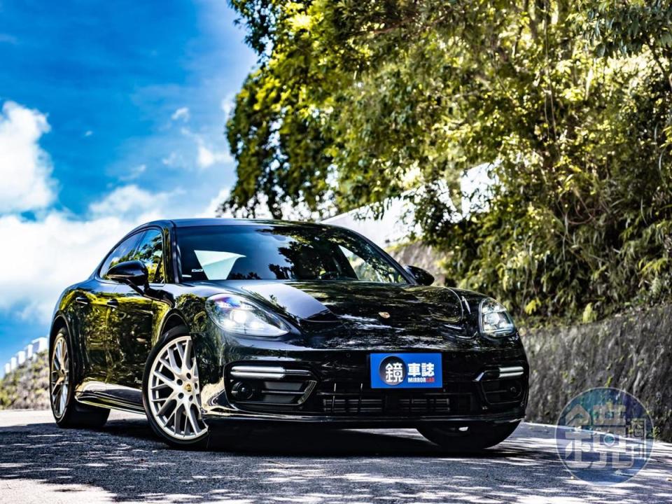 PORSCHE Panamera 10 Years Edition