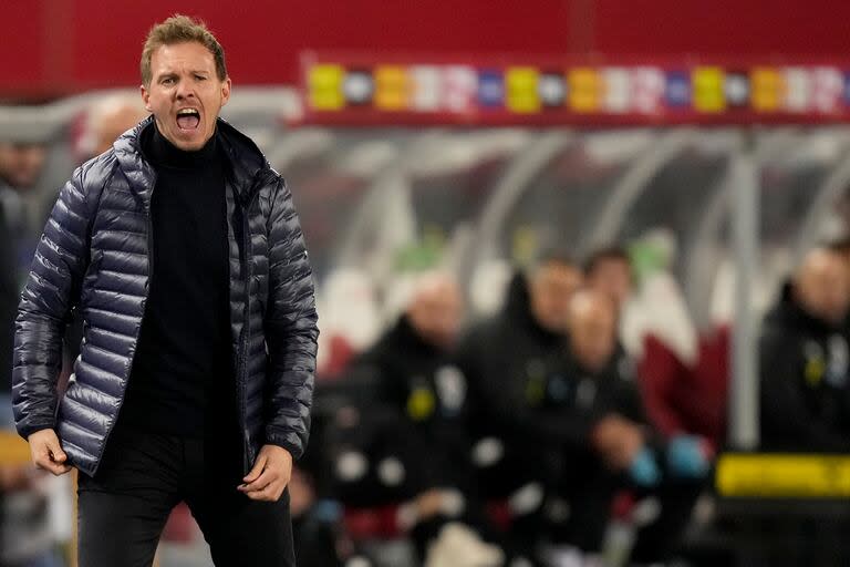 El entrenador de la selección de Alemania, Julian Nagelsmann durante un partido amistoso contra Austria, el 21 de noviembre de 2023, en Viena.  (AP Foto/Matthias Schrader, Archivo)