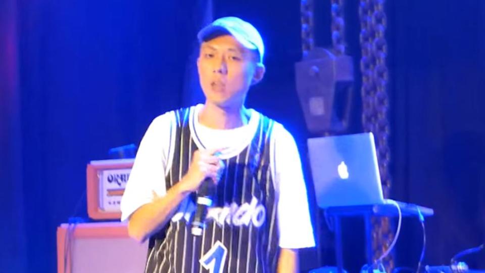 台灣饒舌歌手「Shian蝦味先」過世。（圖／翻攝自YouTube）