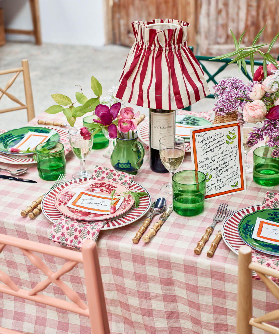 <p> Everyone enjoys a beautifully laid table, even if the menu itself is fairly relaxed – and it's the perfect country decorating idea. Channel your English eccentric and layer stripes, gingham and pattern galore.  </p> <p> Add texture with bamboo and rattan pieces. Mountains of seasonal blooms in clashing colors. Vintage wine bottle lamps add a bistro feel.  </p>