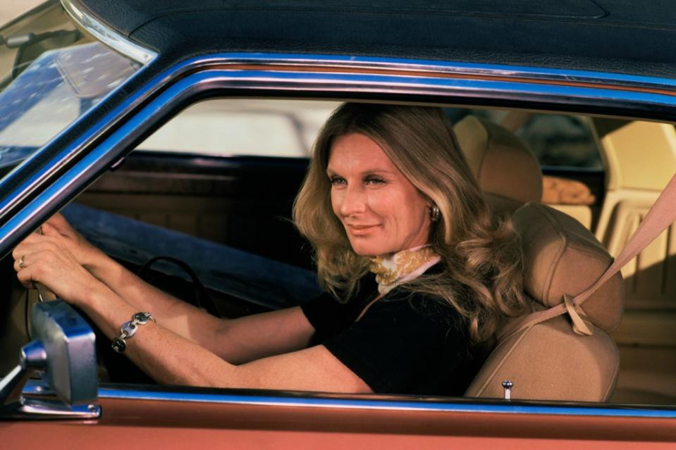 Actress Cloris Leachman epitomized the freedom and ease of female car-ownership during the 1970s. Bettmann Archive