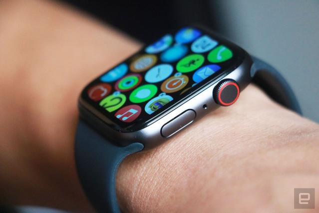 Apple Watch SE 44mm 32 GB – Colors, Specs, Reviews
