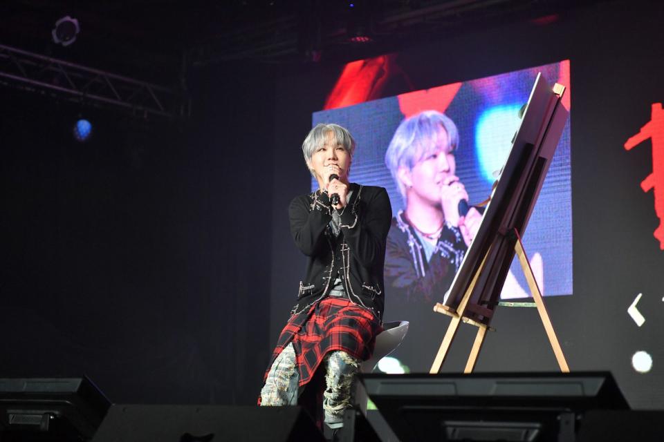 韓國歌手BE’O昨（13日）在台北舉辦人生第一場演唱會。（火種娛樂提供）
