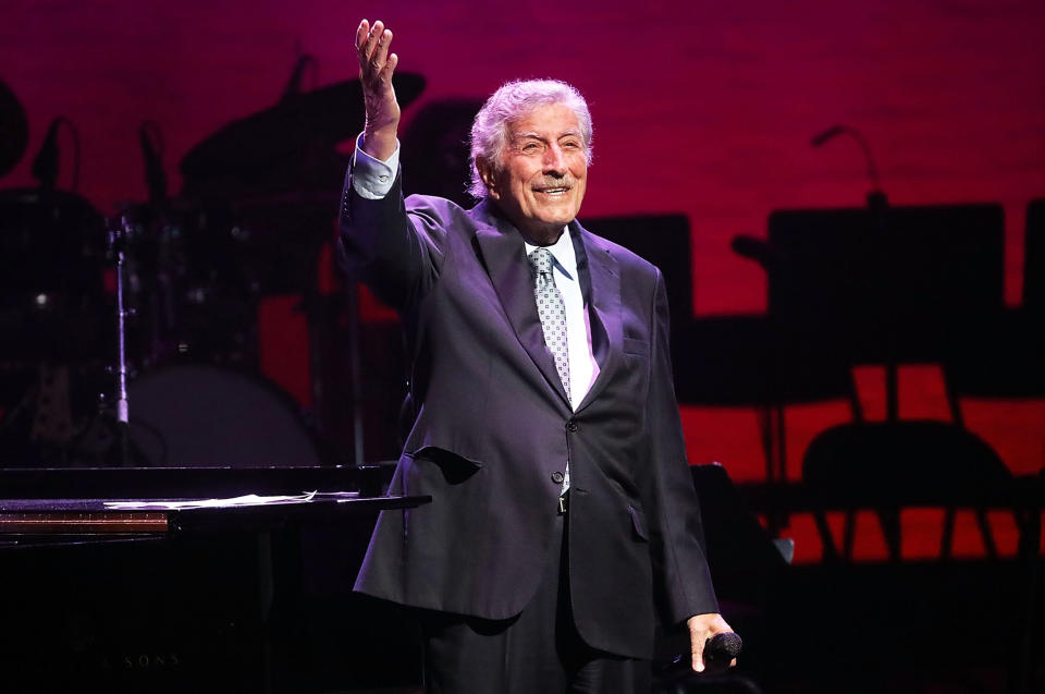 Tony Bennett performs during the 17th annual 