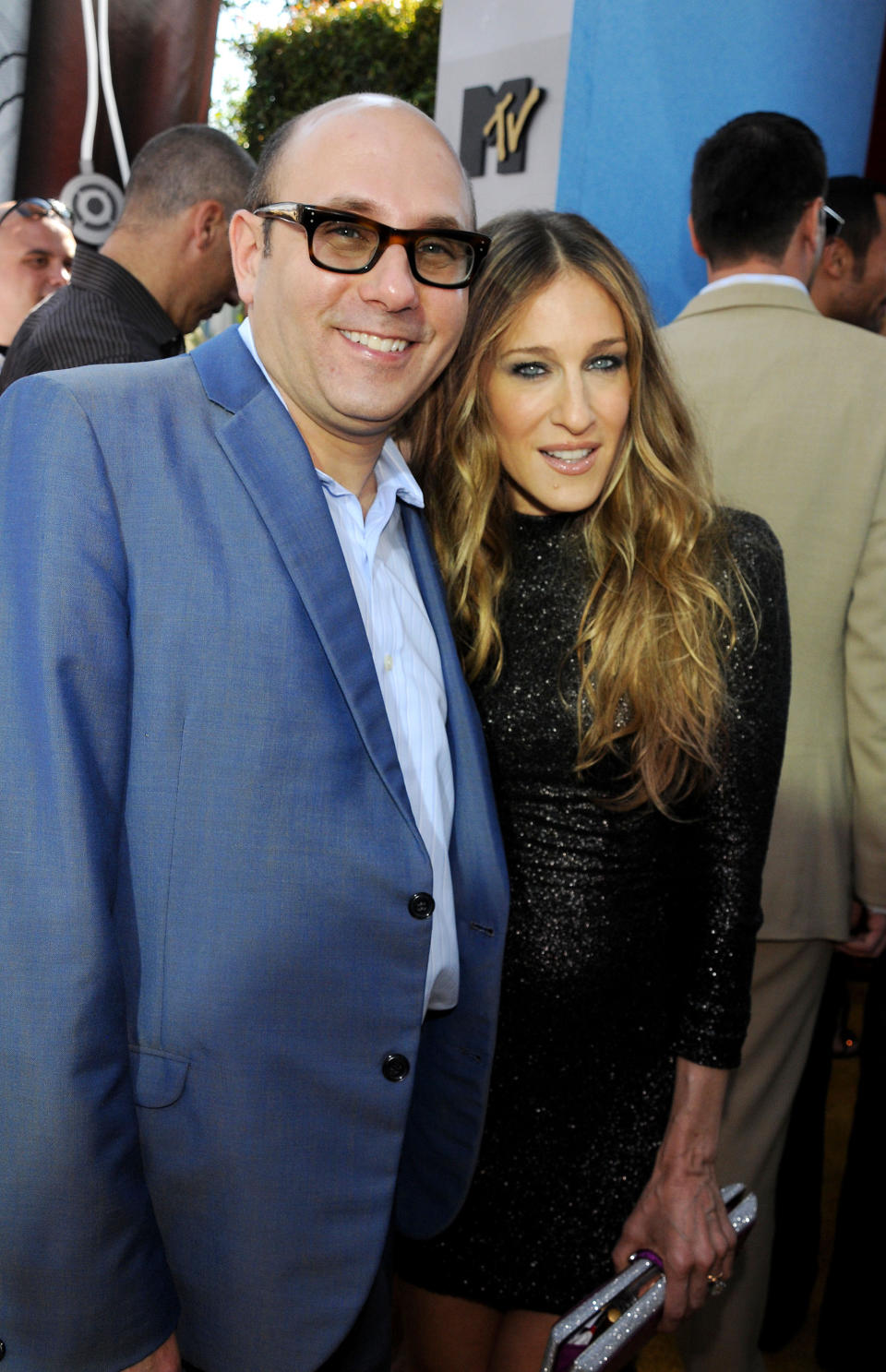 Actor Willie Garson and actress Sarah Jessica Parker arrive to the 2008 MTV Movie Awards at the Gibson Amphitheatre on June 1, 2008 in Universal City, California. (Photo by Jeff Kravitz/FilmMagic)