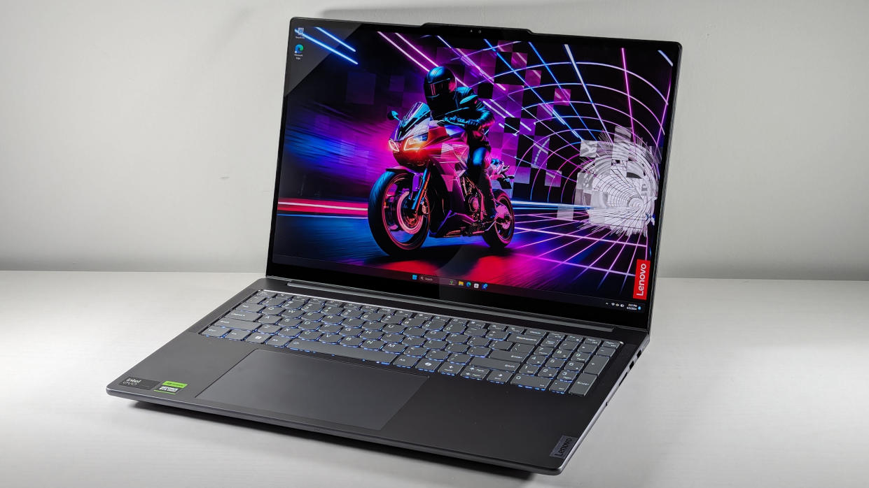  Lenovo Yoga Pro 9i 16 Gen 9 review. 