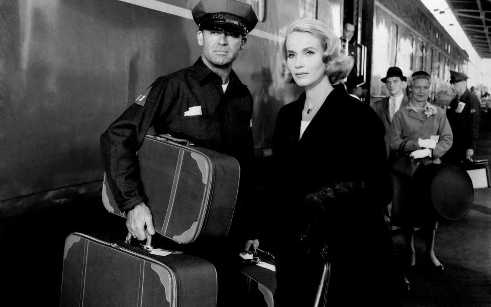 Eva Marie Saint and Cary Grant in North by Northwest - Mondadori Portfolio/Getty Images Contributor