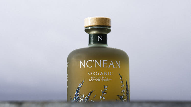 Nc'nean whisky bottle