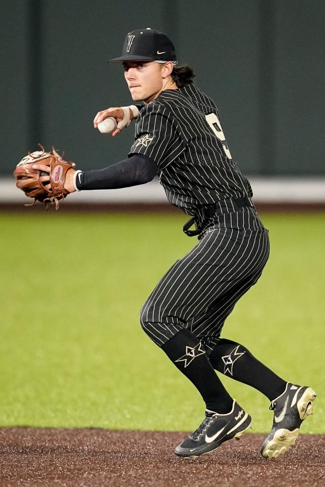 Photos: Vanderbilt vs. Arkansas baseball