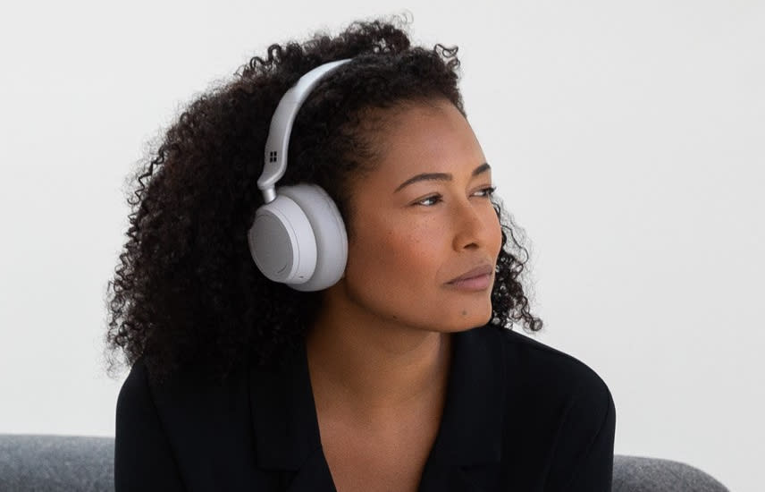 The Microsoft Surface Headphones are on sale for $193. (Photo: Microsoft)