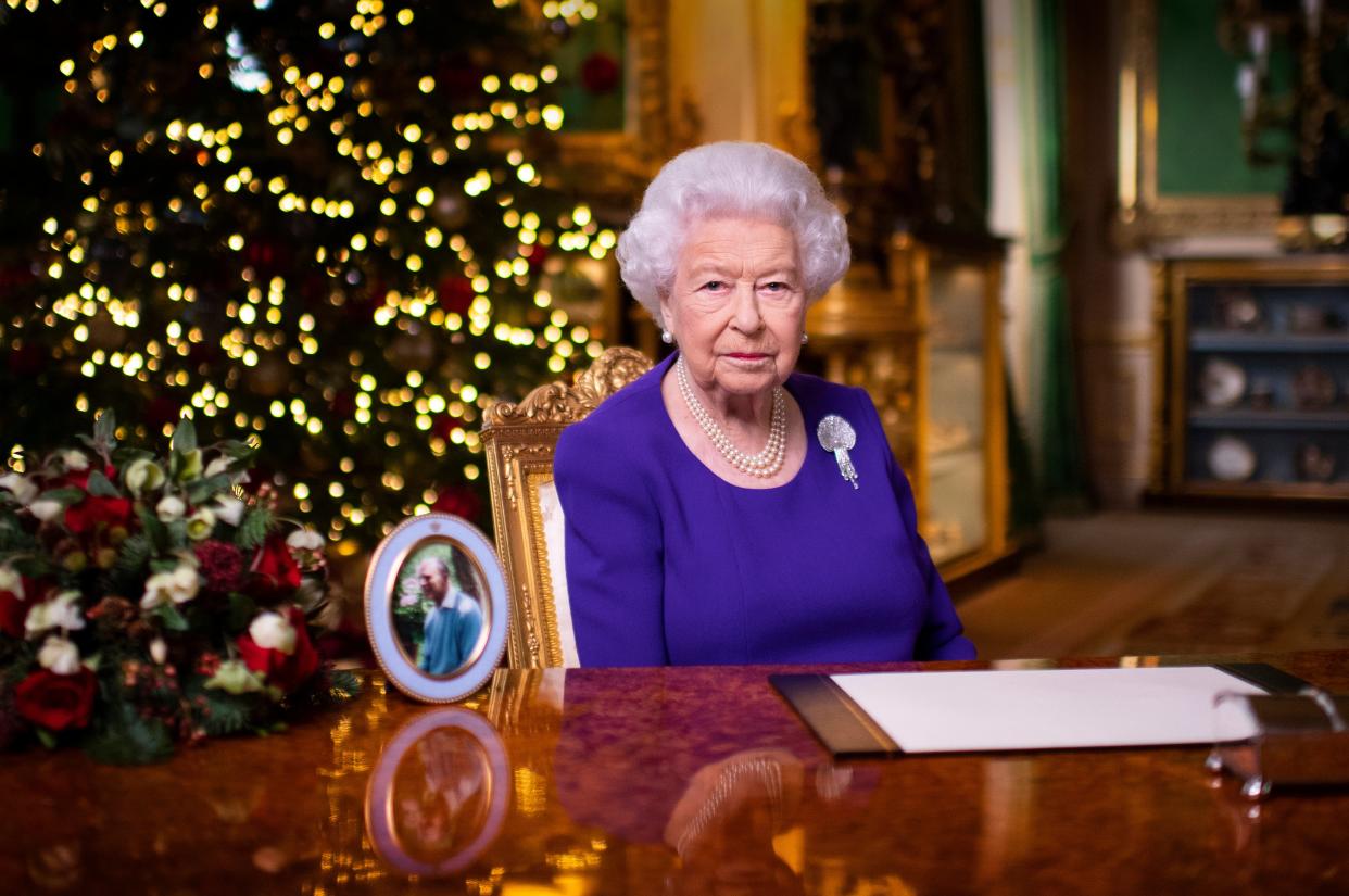 Queen shares uplifting New Year’s message  (Getty Images)