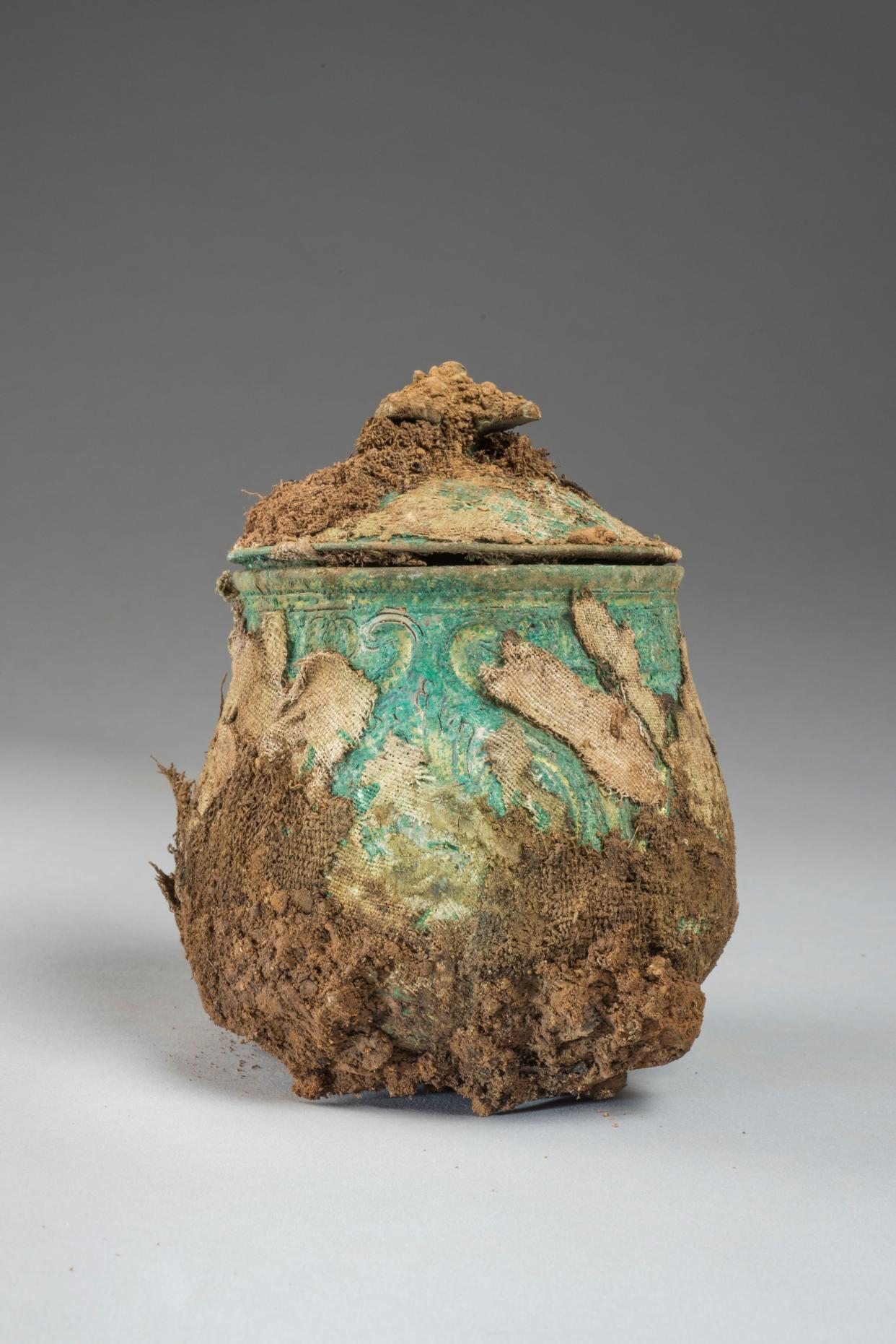 Lidded vessel