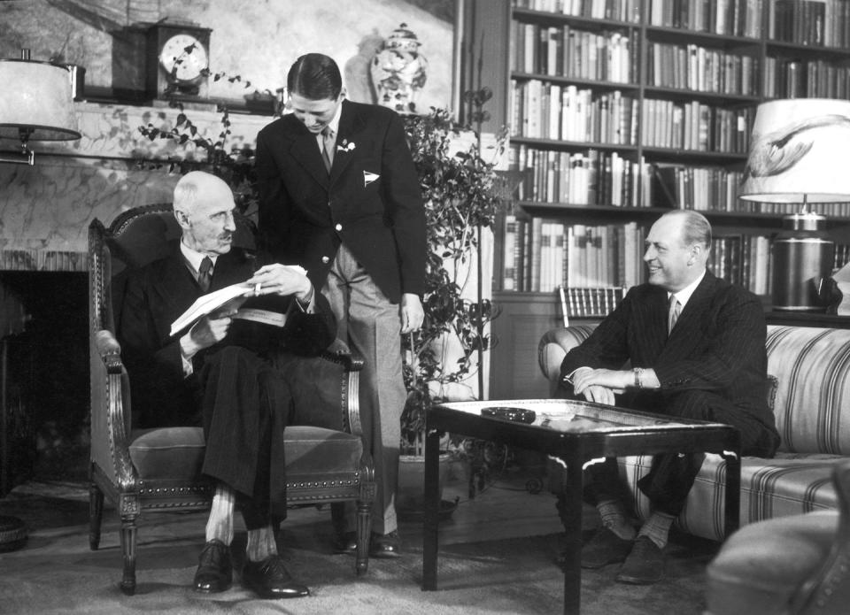 king haakon vii, prince harald and king olav v in 1952