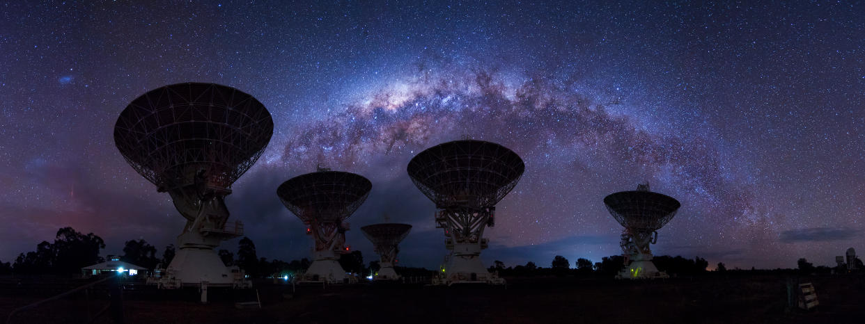 Milkyway Setting Over Telescopes