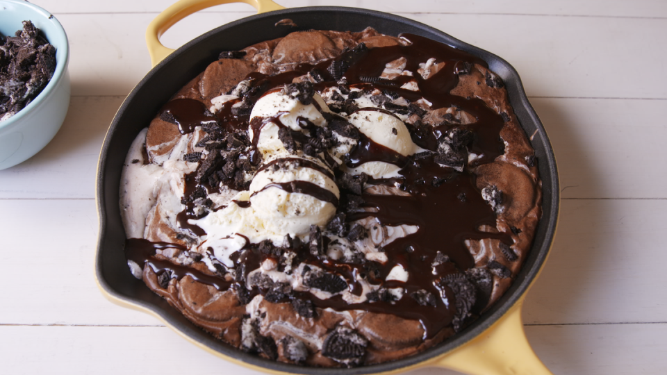 Oreogasm Skillet Brownie