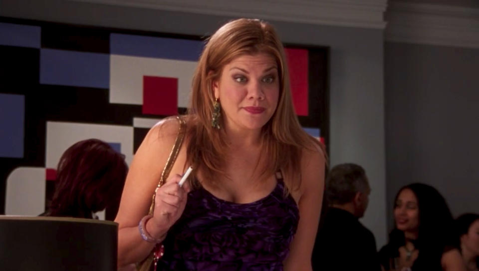 Kristen Johnston as Lexi Featherston.