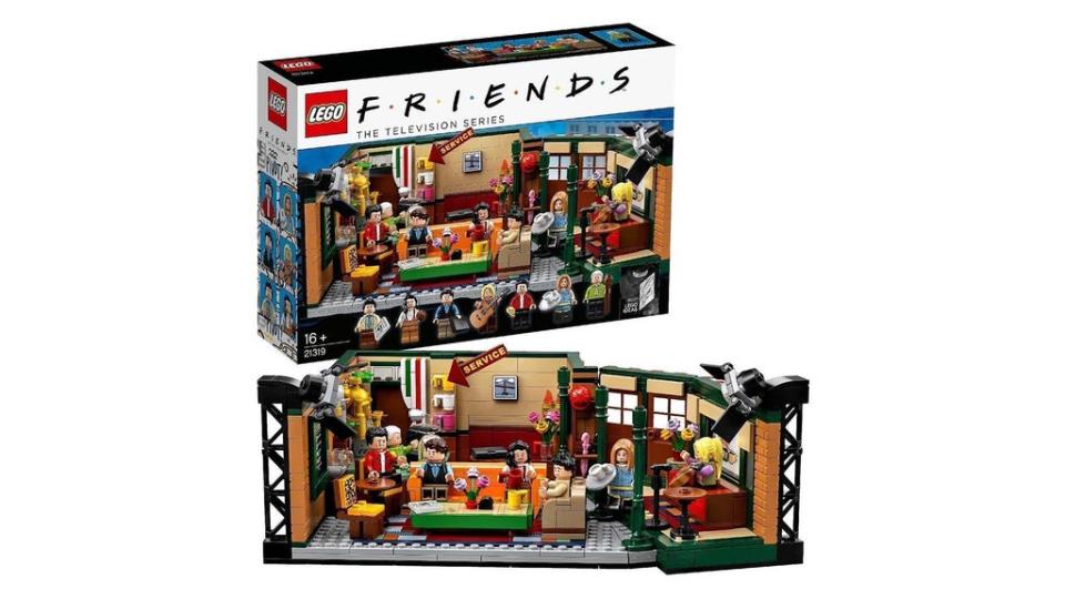 Lego ideas Friends Central Perk set 21319: Was £64.99, now £49.99, Smythstoys.co.uk (Lego)