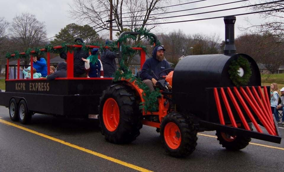 In this snapshot from the Karns Fair Facebook page, Knox County Parks and Recreation won Best Community Float for the 2022 Karns Christmas Parade Saturday, Dec. 3, 2022.