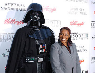 CCH Pounder at the LA premiere of 20th Century Fox's Star Wars: Episode III