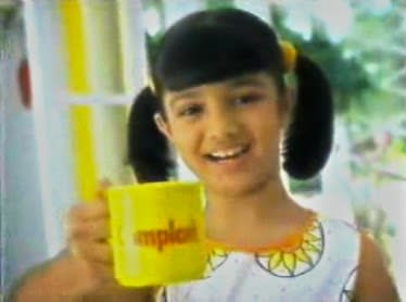 Though not one from the industry, she was not completely a stranger to the idea of celebrity either. She had ventured into modelling as a child. One of her most played and remembered commercial was that of Complan in which she featured with Shahid Kapoor. Playing brother and sister, Shahid was the 'Complan boy' and Ayesha was the 'Complan girl'.