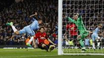 Britain Soccer Football - Manchester City v Manchester United - Premier League - Etihad Stadium - 27/4/17 Manchester City's Gabriel Jesus scores but it is later disallowed for offside Action Images via Reuters / Jason Cairnduff Livepic