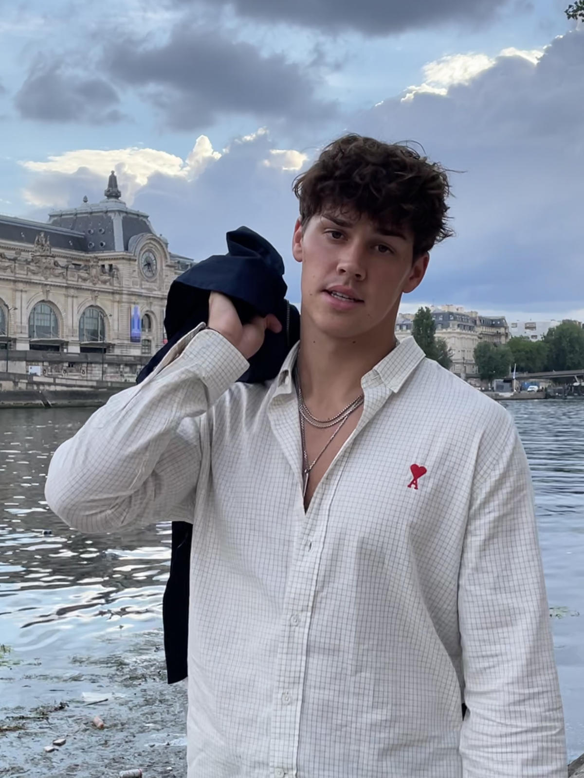 Noah Beck Speaks French in a Message to Paris Fashion Week