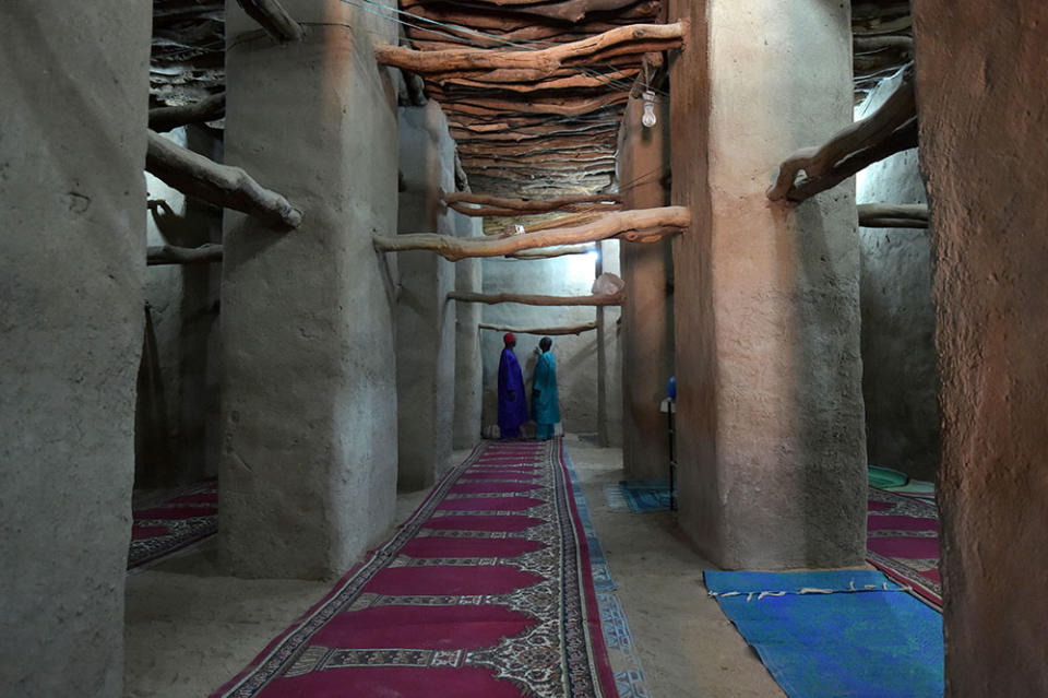 北象牙海岸的蘇丹式清真寺（Photo by SIA KAMBOU / AFP, Image Source : Getty Editorial）