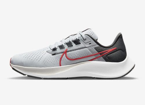 Nike-Air-Zoom-Pegasus-Sale-Deal