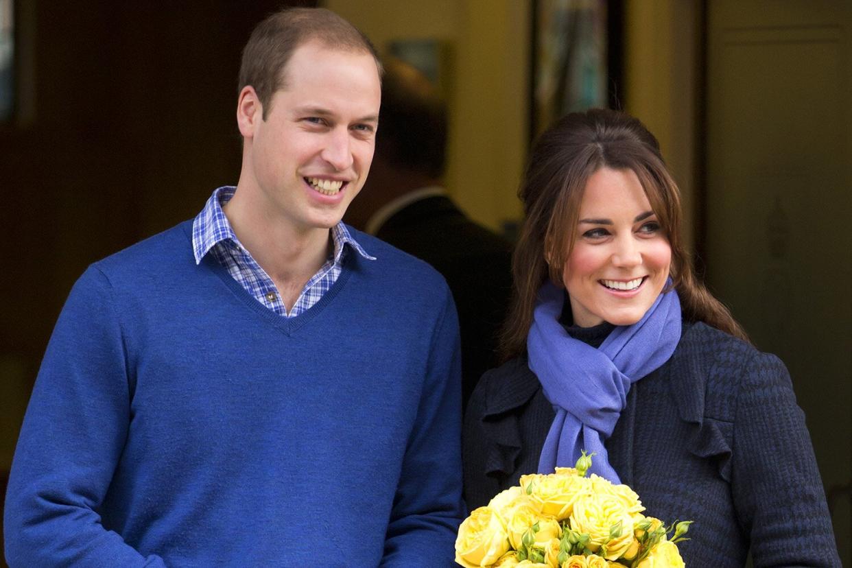 Prince William, Duke of Cambridge and his pregnant wife Catherine, Duchess of Cambridge leave the King Edward VII hospital