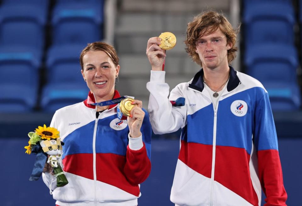 盧布列夫（右）拒絕國際奧委會的邀請，無緣於巴黎奧運衛冕。（圖：Getty Images）