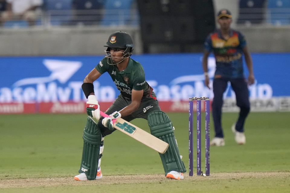 Bangladesh's Afif Hossain bats during the T20 cricket match of Asia Cup between Bangladesh and Sri Lanka, in Dubai, United Arab Emirates, Thursday, Sept. 1, 2022. (AP Photo/Anjum Naveed)