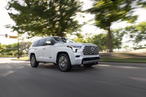 2023 toyota sequoia