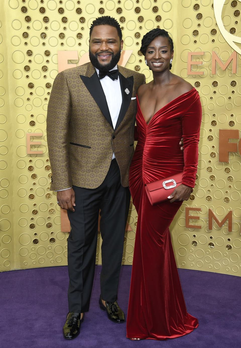 <h1 class="title">Anthony Anderson in Isaia and Alvina Stewart</h1><cite class="credit">Photo: Getty Images</cite>