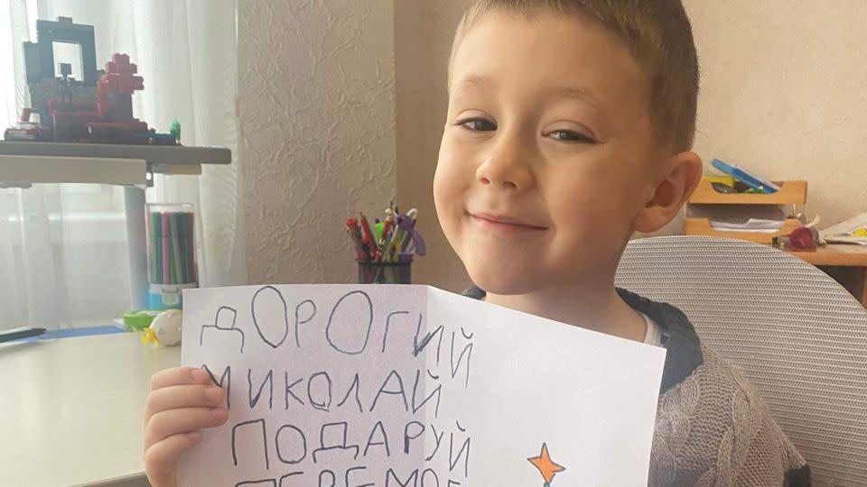Maks left his letter on the windowsill of his family's home. - Ulyana Kolodiy