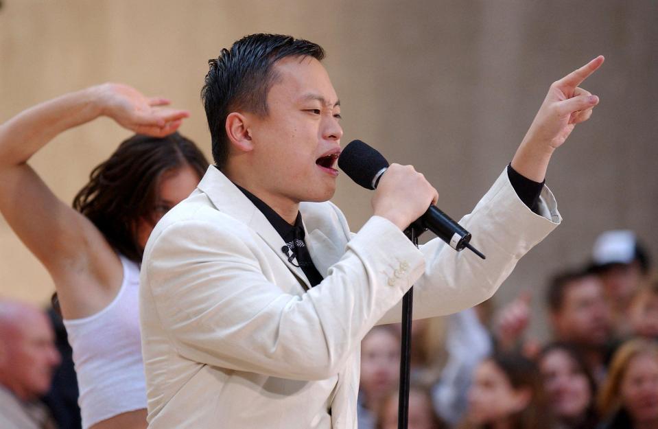 'American Idol' Sensation William Hung Reveals Gambling Addiction