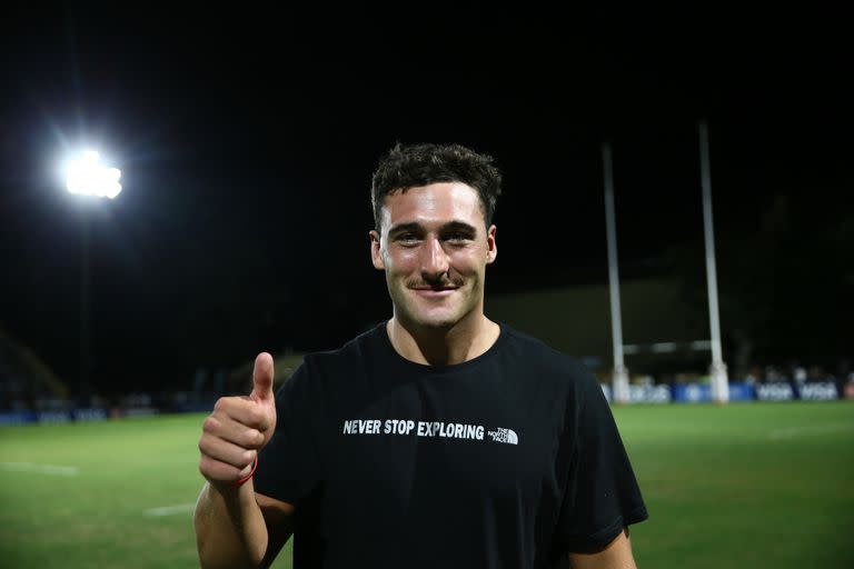 Rodrigo Isgró estuvo en el CASI mirando el encuentro entre Pampas y Dogos por el Super Rugby Américas

