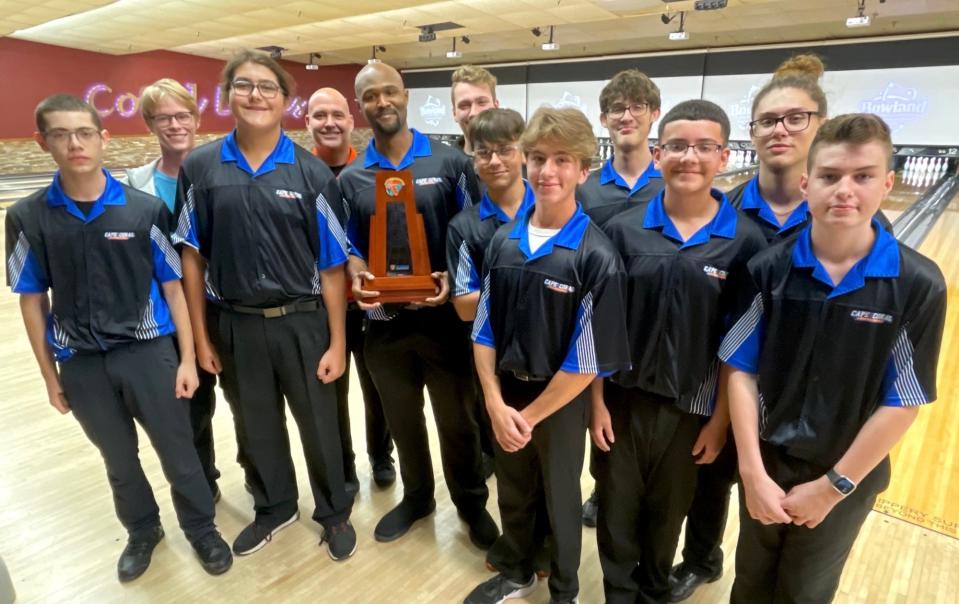 Cape Coral won the 2022 District 6 bowling title.