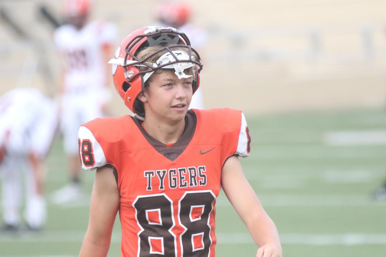 Mansfield Senior's Sean Putt has overcome a rare blood disorder and became a 100-point kicker for the Tygers.