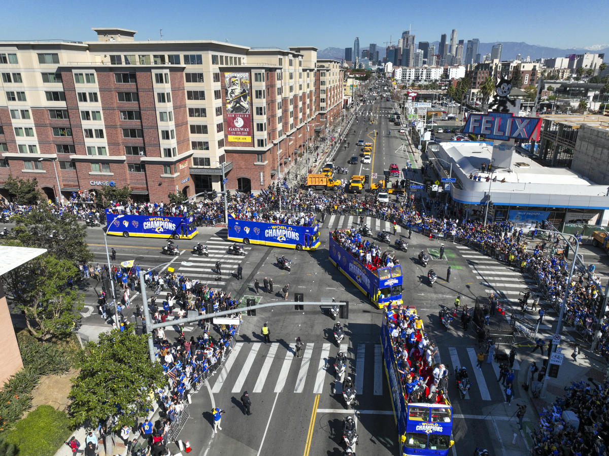 Photographer who fell during Rams parade as Matthew Stafford