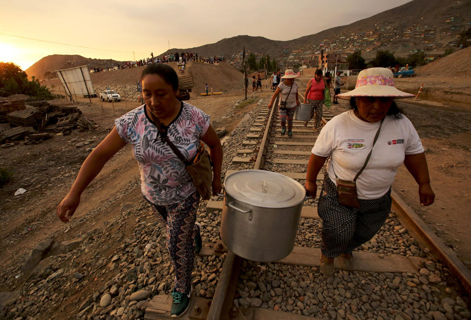 Peru struggles with devastating El Niño flooding