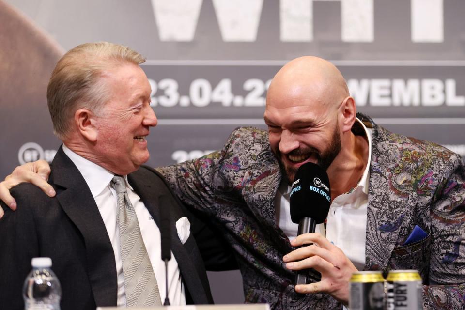 Warren with WBC heavyweight champion Tyson Fury in 2022 (Getty)