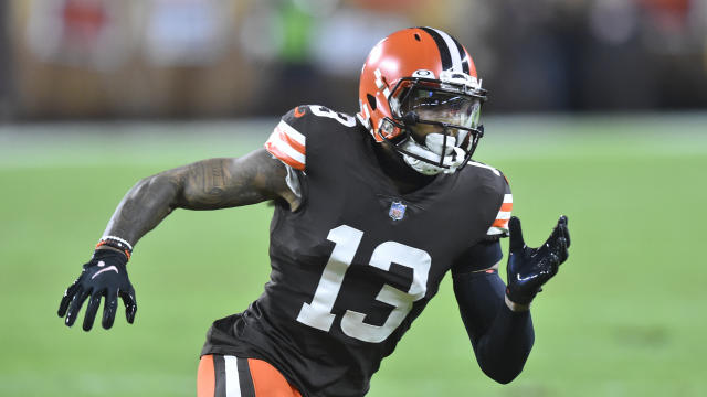 Odell Beckham Jr. Introduced By Browns, Reunited With Longtime