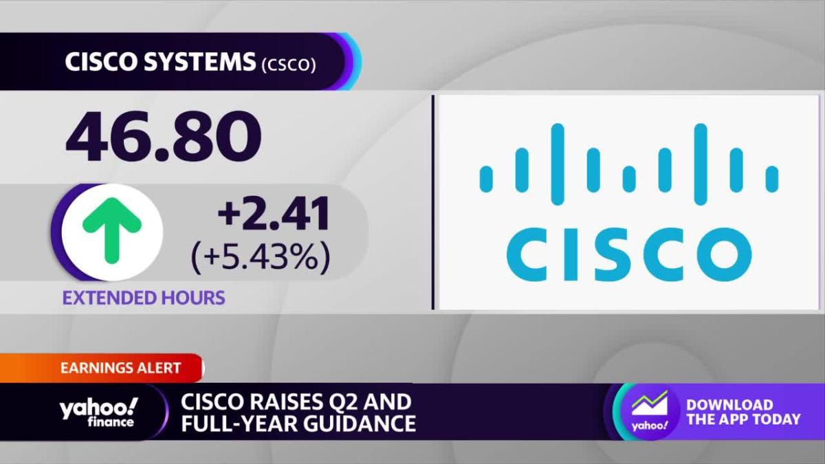 UPDATE 3Cisco raises fullyear outlook; announces restructuring