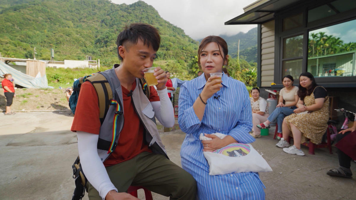 Sister Juan Dances Battle with Native Taiwanese in “Let’s Get Out Earlier than It is Out of Print” – Episode 16 Highlights