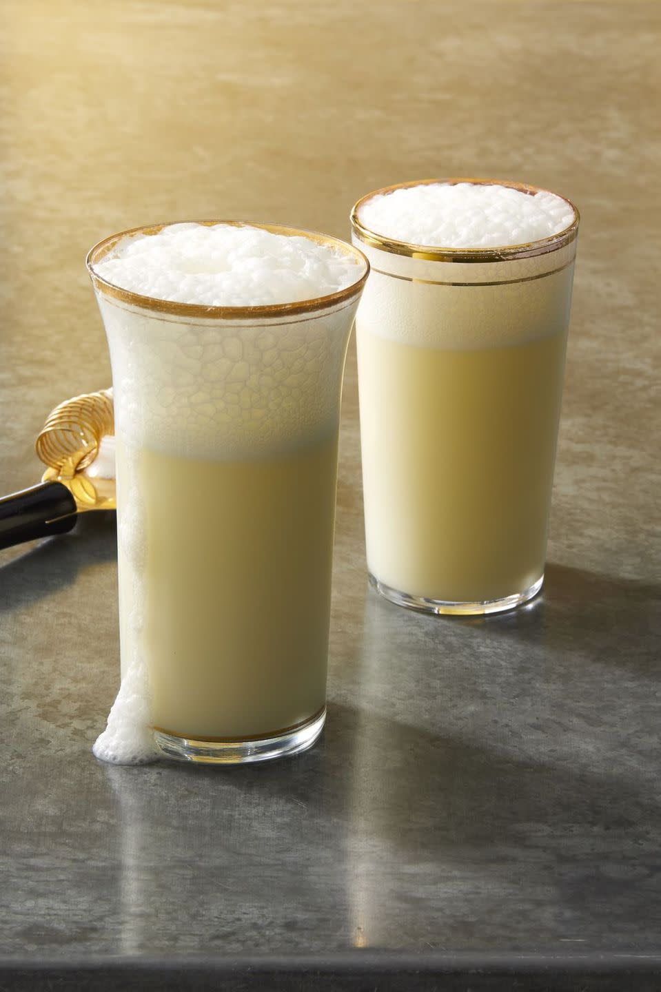 22) Ramos Gin Fizz