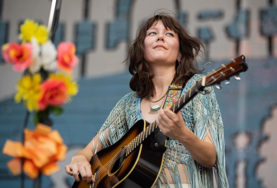 Molly Tuttle performs at the 2022 Pilgrimage Music Festival in Franklin.