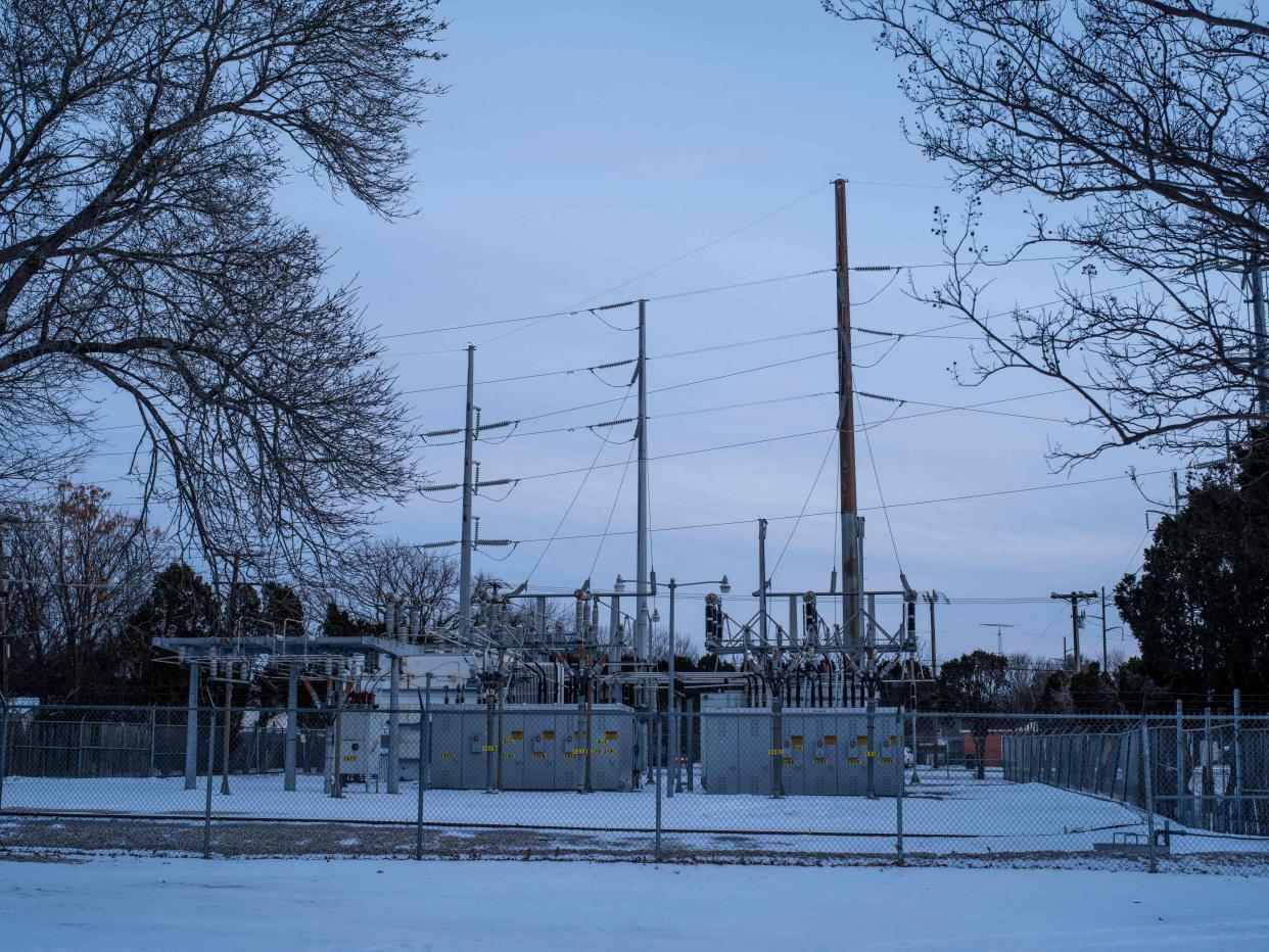 <p> La red eléctrica en Texas estaba a “segundos y minutos” de una falla catastrófica que podría haber llevado a meses de apagones  </p> (For Agence France-Presse/AFP via)